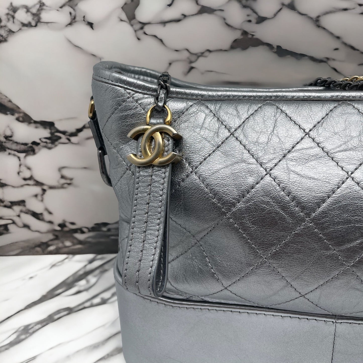 Chanel - Sac Gabrielle argenté