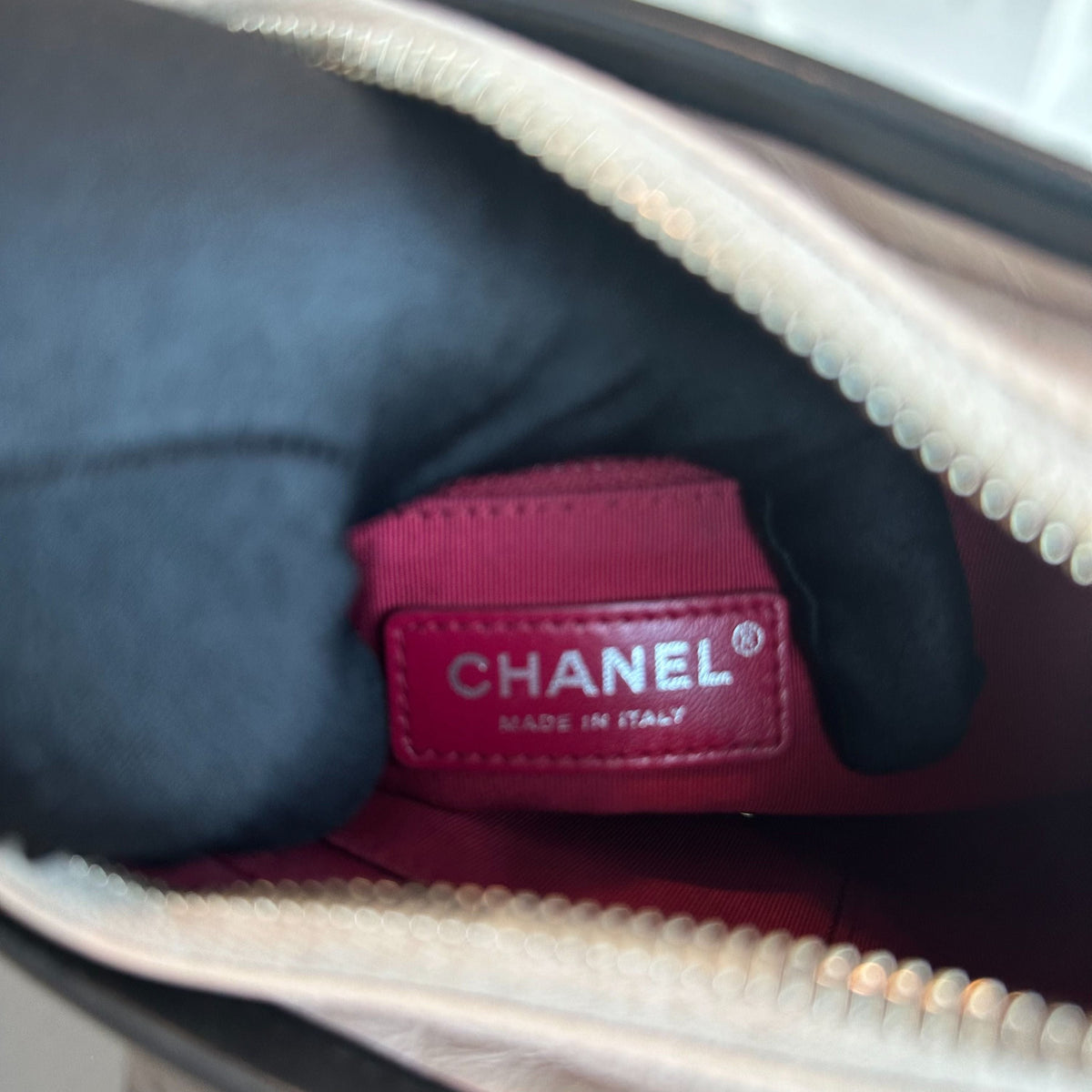 Gabrielle Small Hobo Quilted Calfskin Beige Black No 24