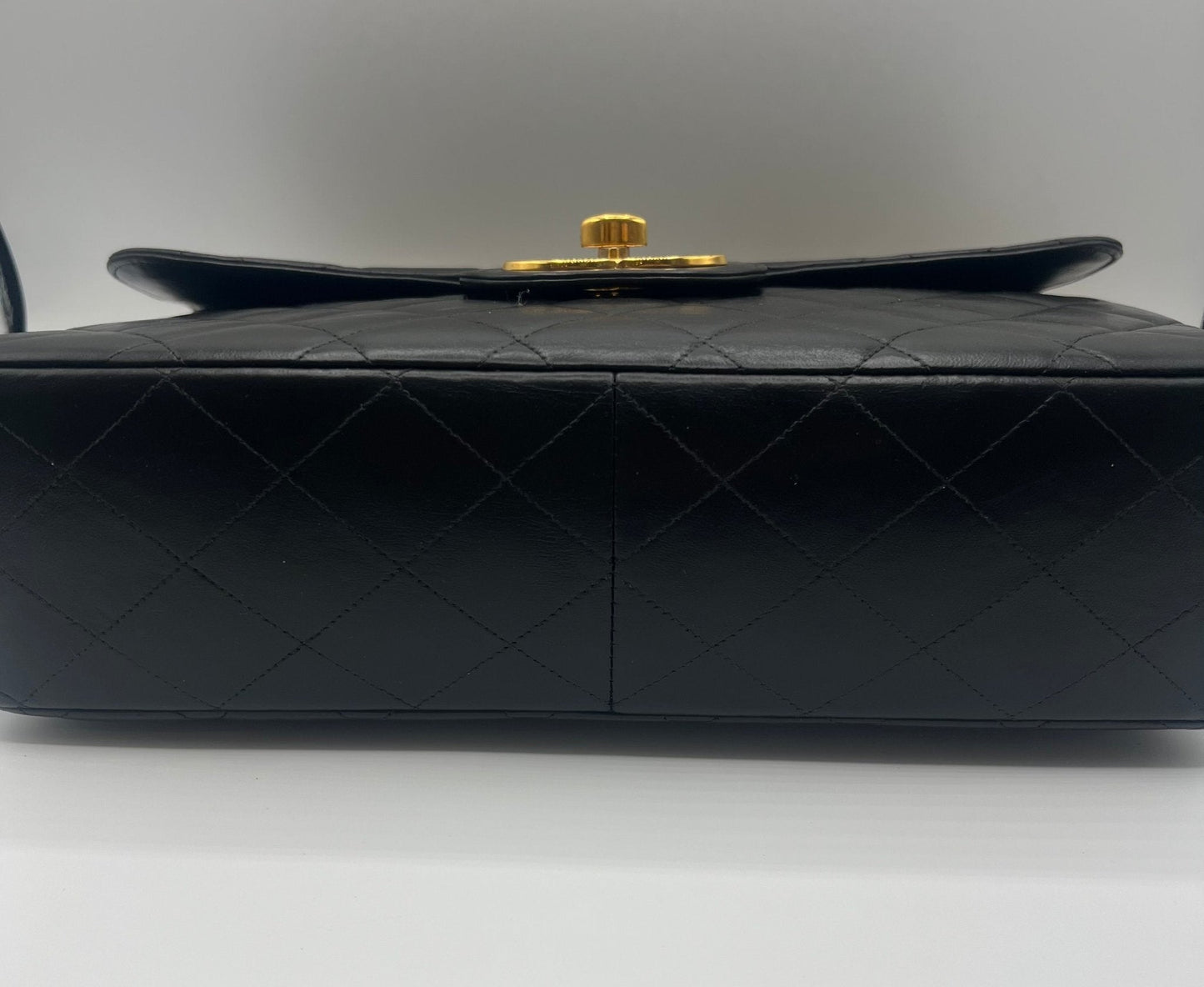 Chanel - grand sac classique vintage chocolat