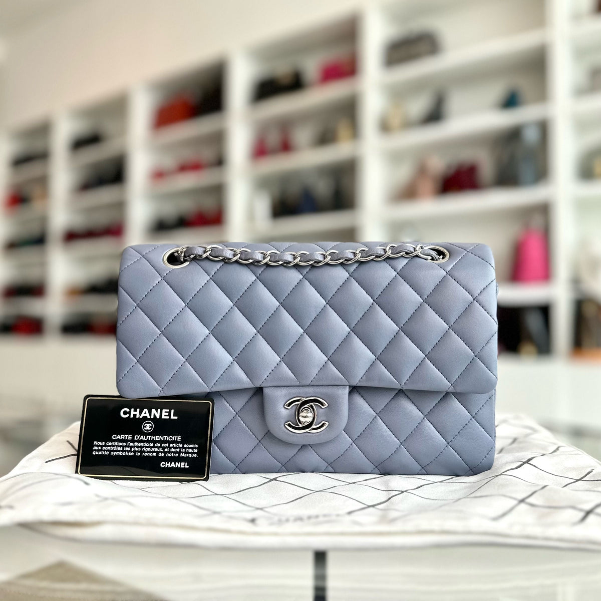 Lambskin Haze Blue SHW No 15