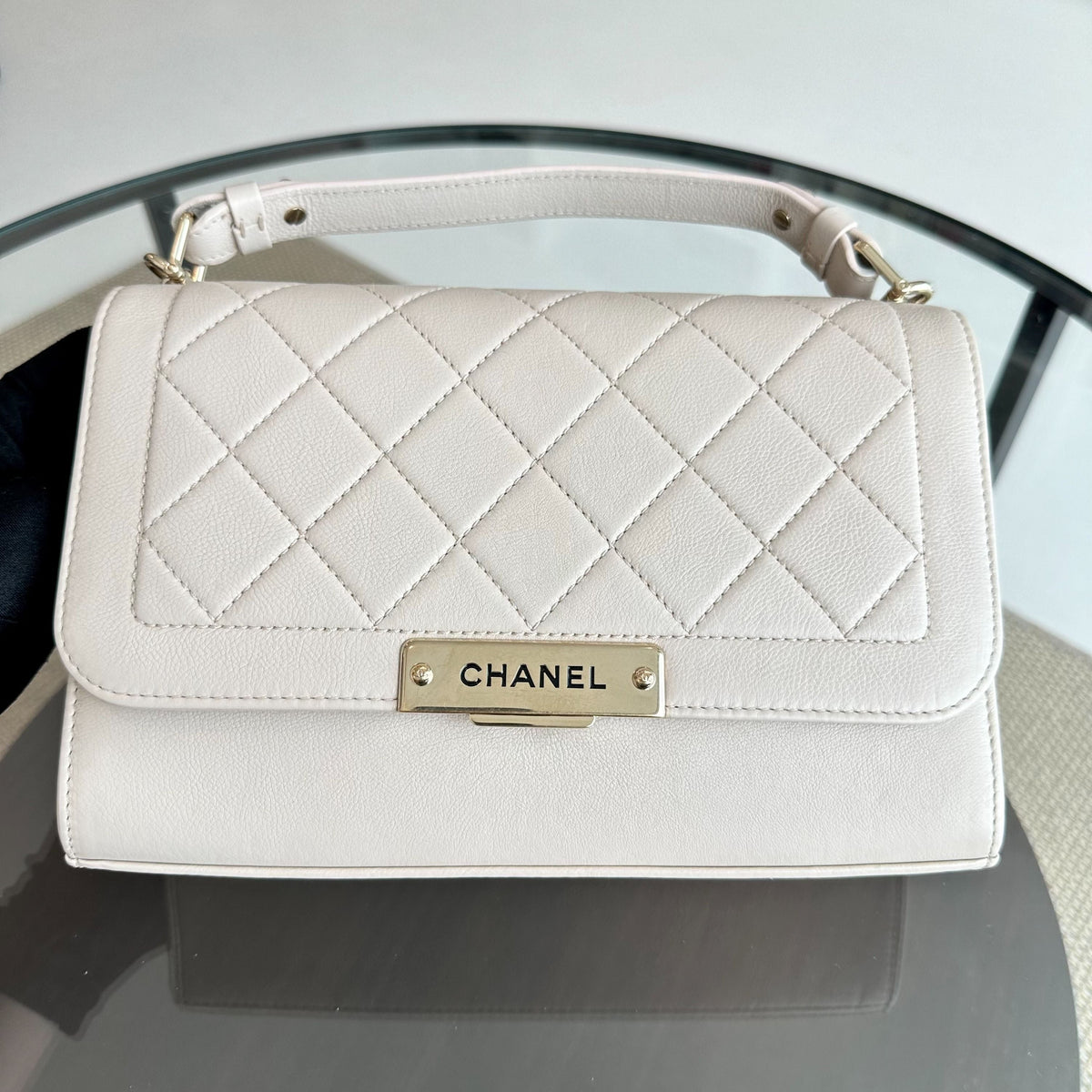 Medium Label Click Flap Quilted Grained Calfskin White Beige GHW No 24