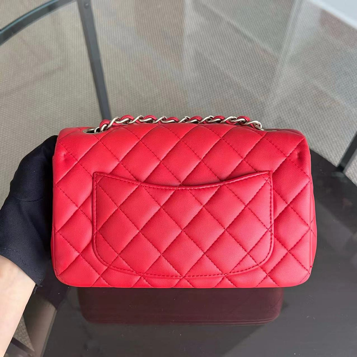 Mini Rectangular Classic Flap 20CM Quilted Lambskin Red Golden Hardware Series 17