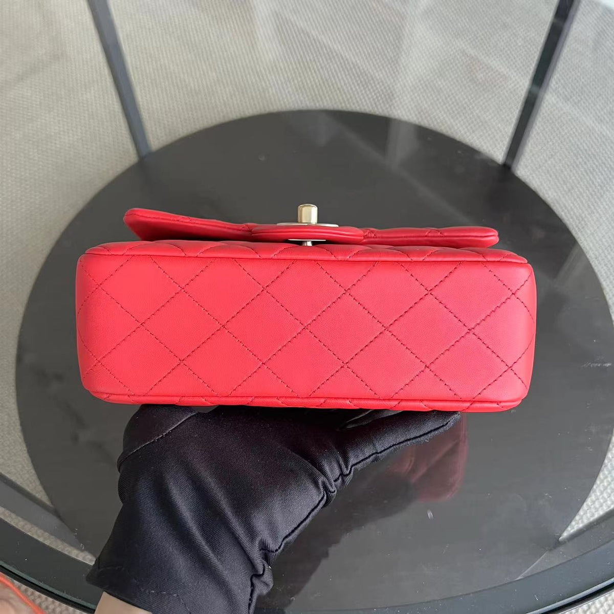 Mini Rectangular Classic Flap 20CM Quilted Lambskin Red Golden Hardware Series 17