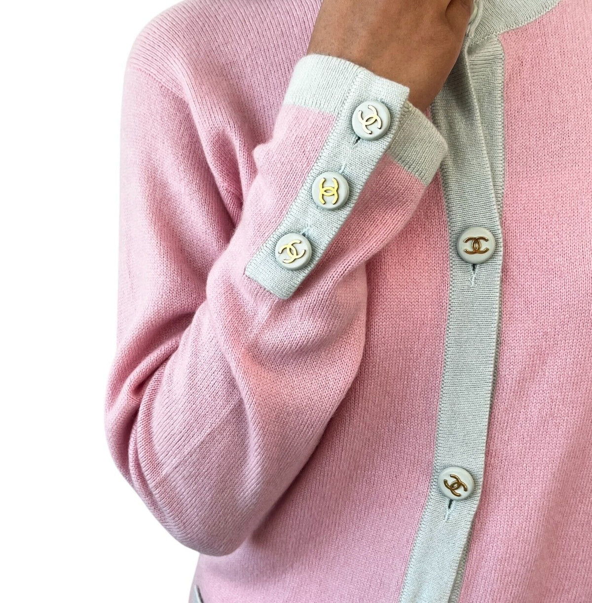 CHANEL Vintage CC Logo Cardigan Sweater Top Button Pink Blue Cashmere