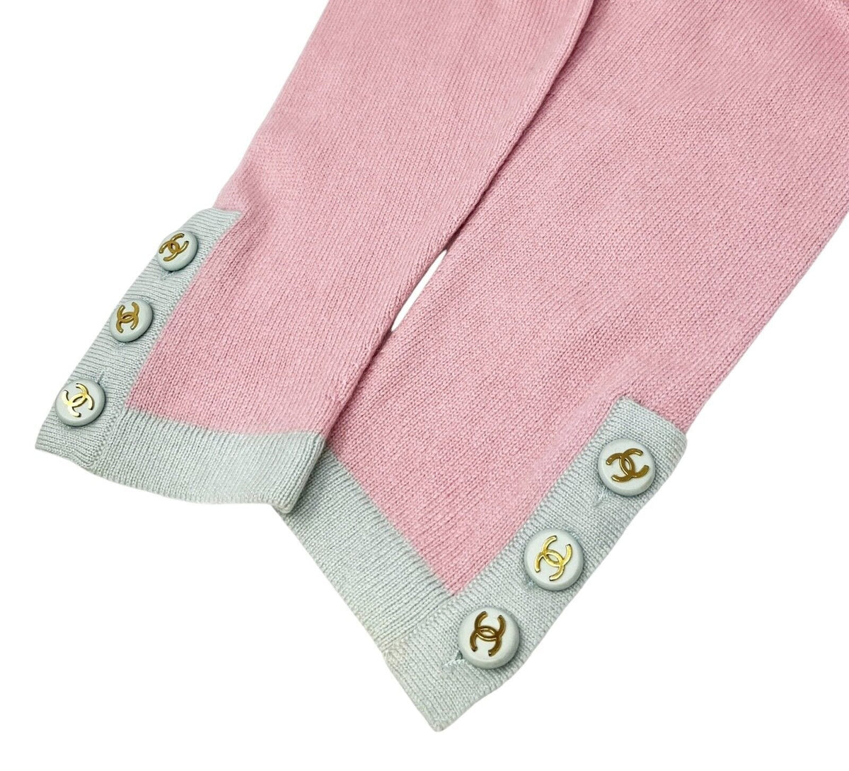 CHANEL Vintage CC Logo Cardigan Sweater Top Button Pink Blue Cashmere