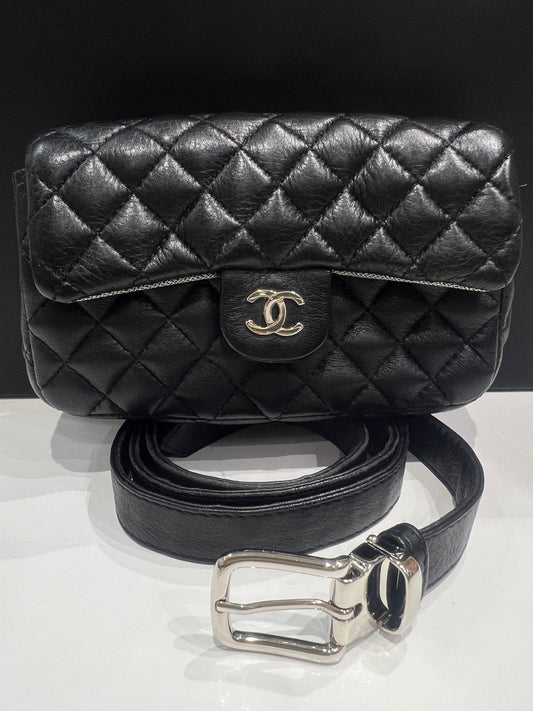 Chanel - pochette ceinture cuir noir