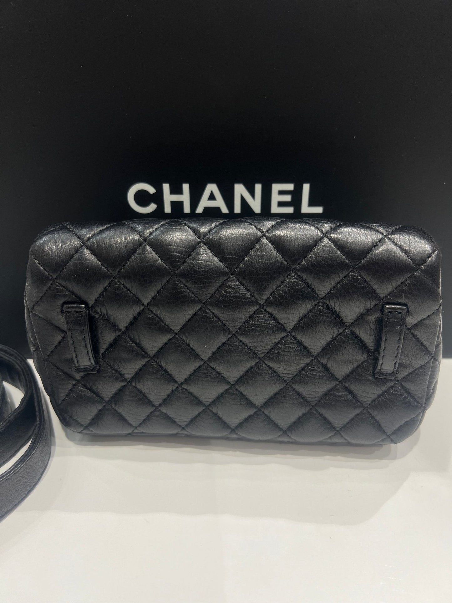 Chanel - pochette ceinture cuir noir