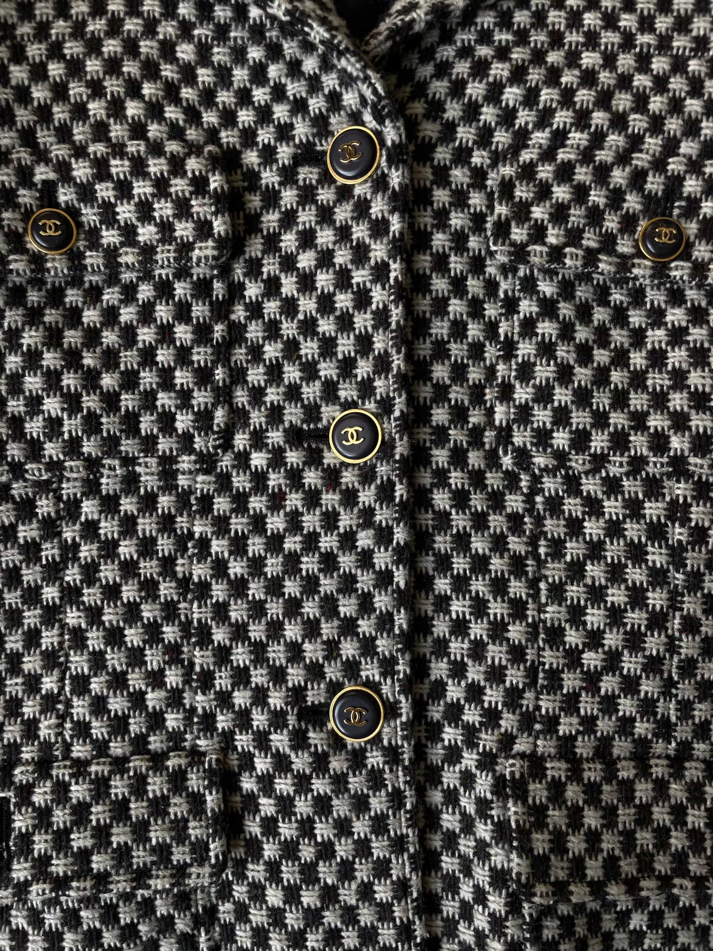 Chanel Brown Cream Herringbone Jacket 95A DXBK0345