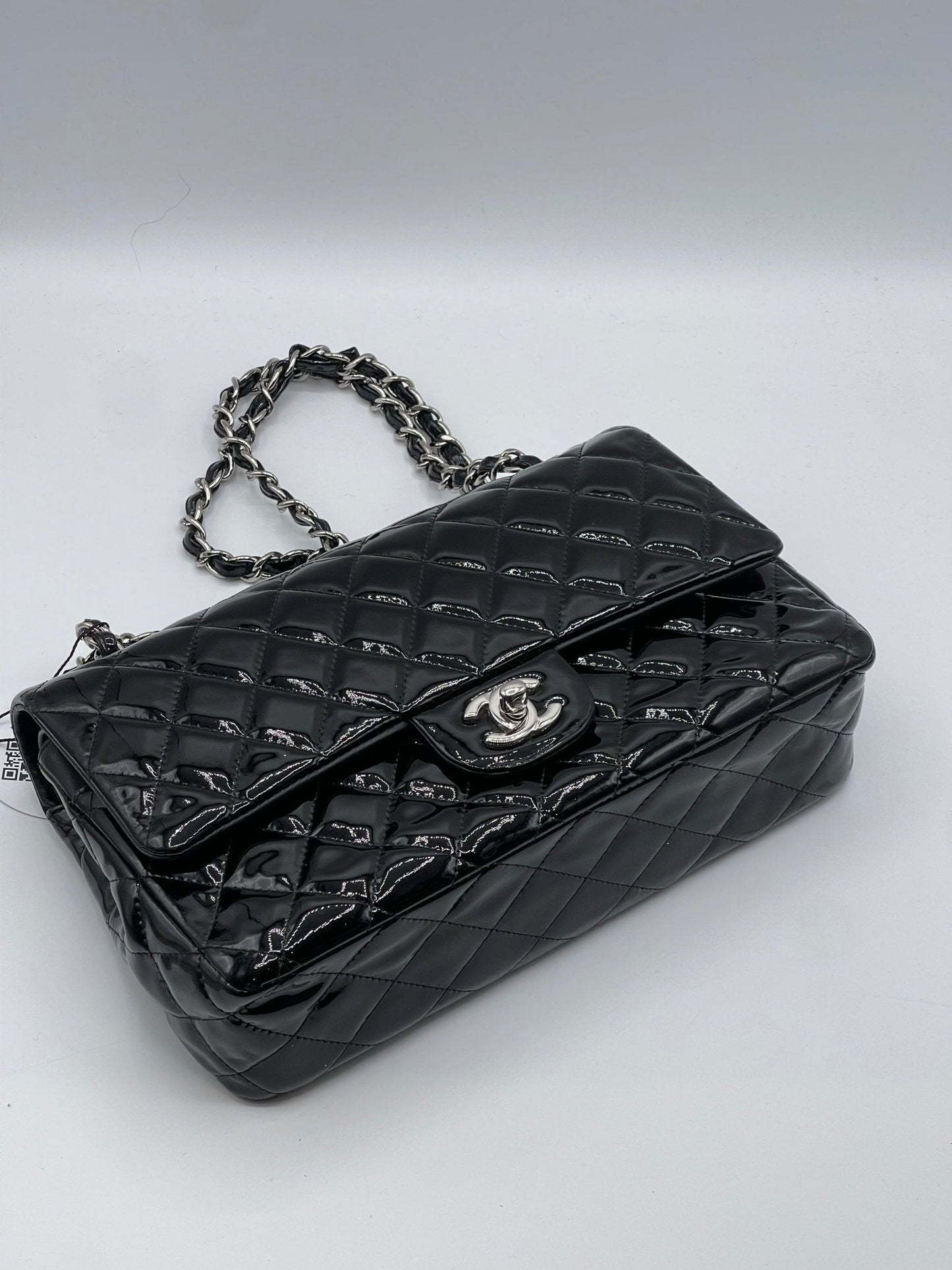 Chanel - Sac 11.12 Timeless verni noir