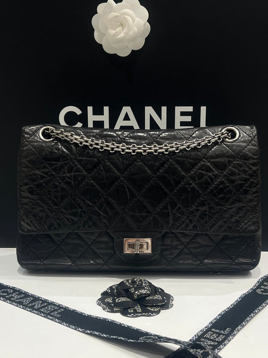 Chanel - sac 2 55 grand modèle 226 cuir vieilli noir