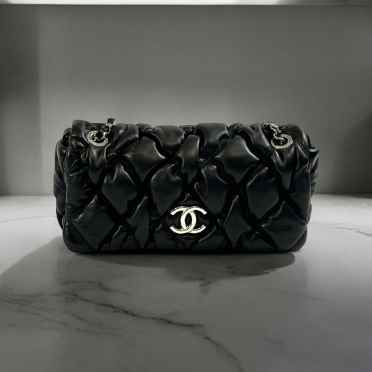 Chanel - Sac à rabat Bubble black