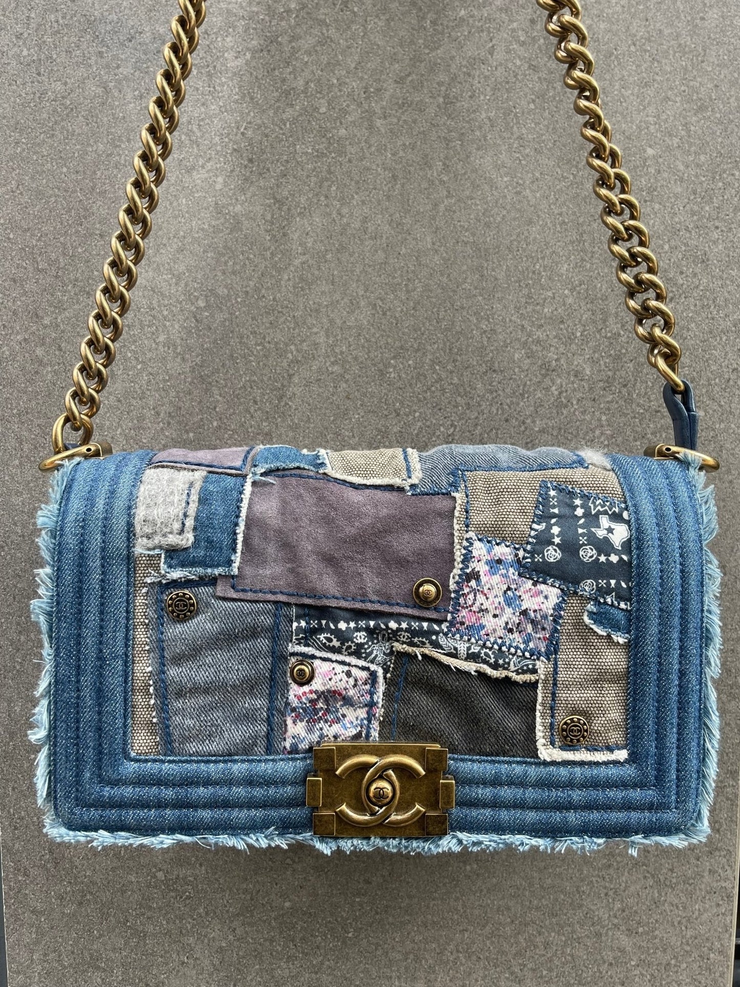 Chanel - Sac Boy medium denim patchwork