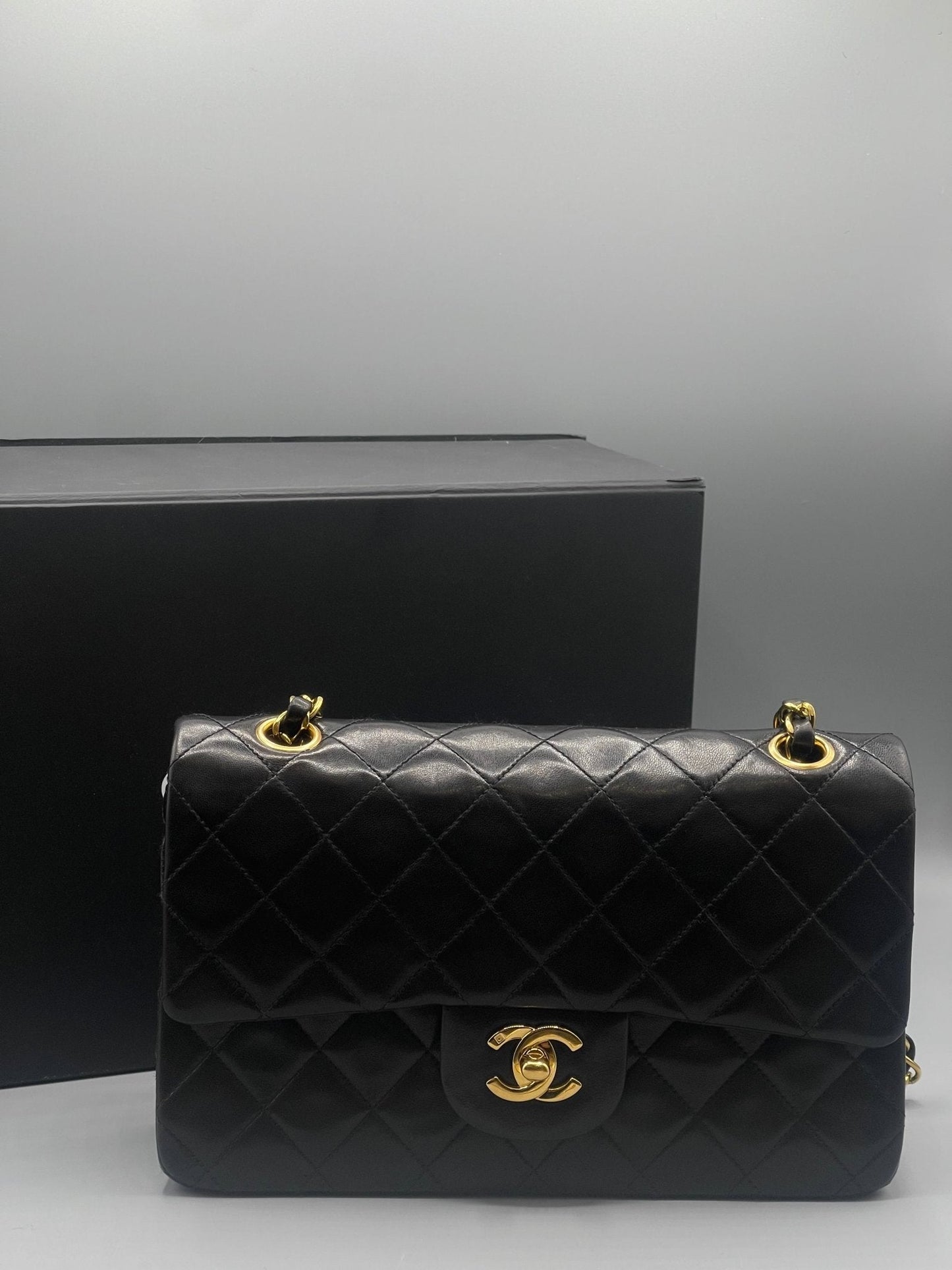 Chanel - Sac Classique 11.12 Timeless 23
