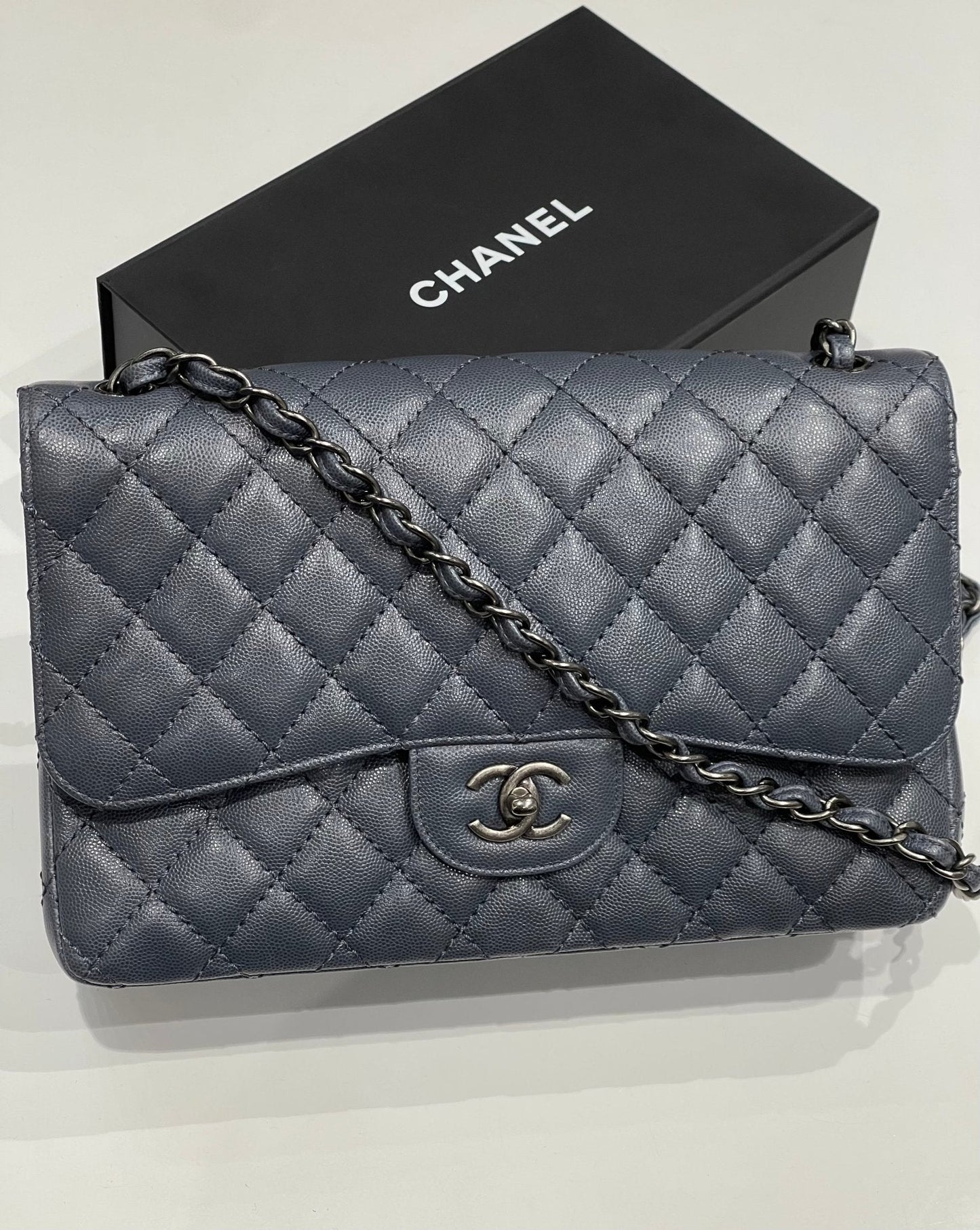 Chanel - Sac classique jumbo Bleu Gris