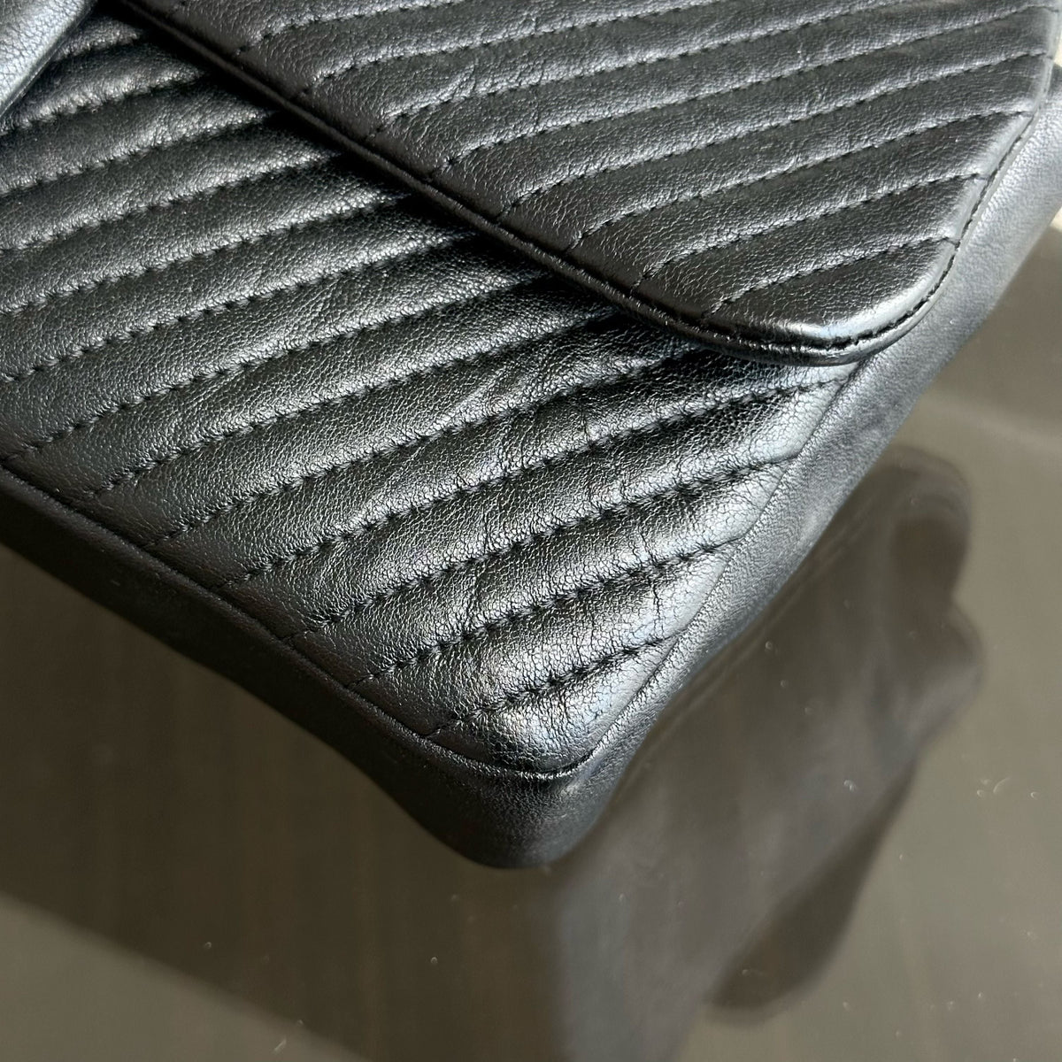 Surpique CC Herringbone Medallion Chevron Goatskin Medium Black GHW No 21