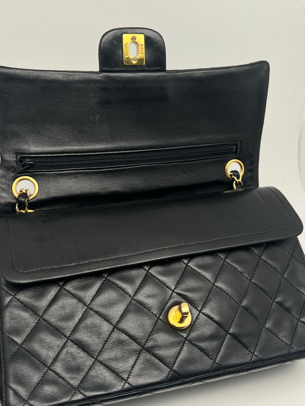 Chanel Timeless classique  Noir M Sac