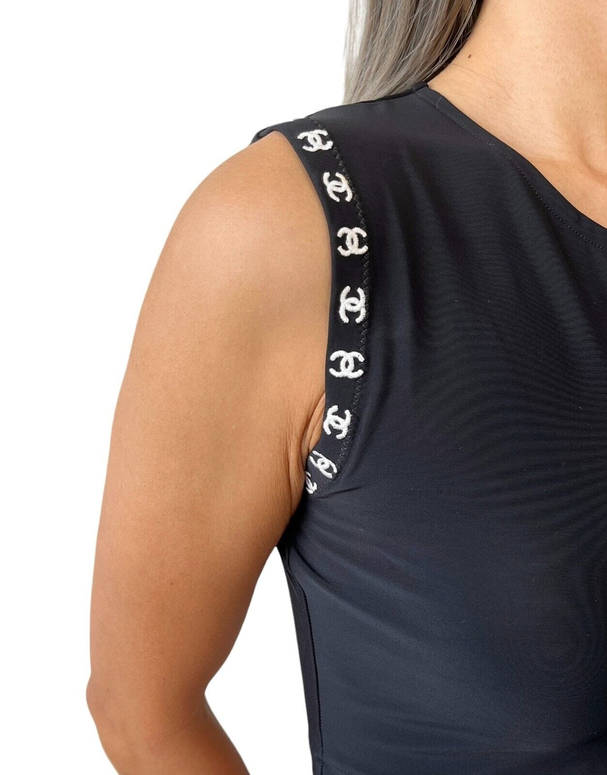 CHANEL Vintage 97C CC Logo Cropped Tank Top #42 Black White Nylon