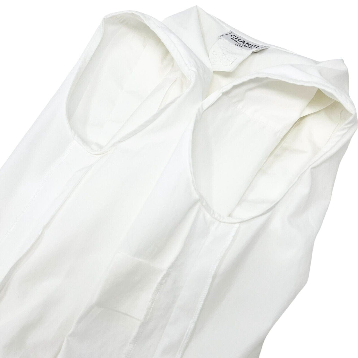 CHANEL Vintage 97P CC Logo Sleeveless Cropped Shirt #38 Top Button White