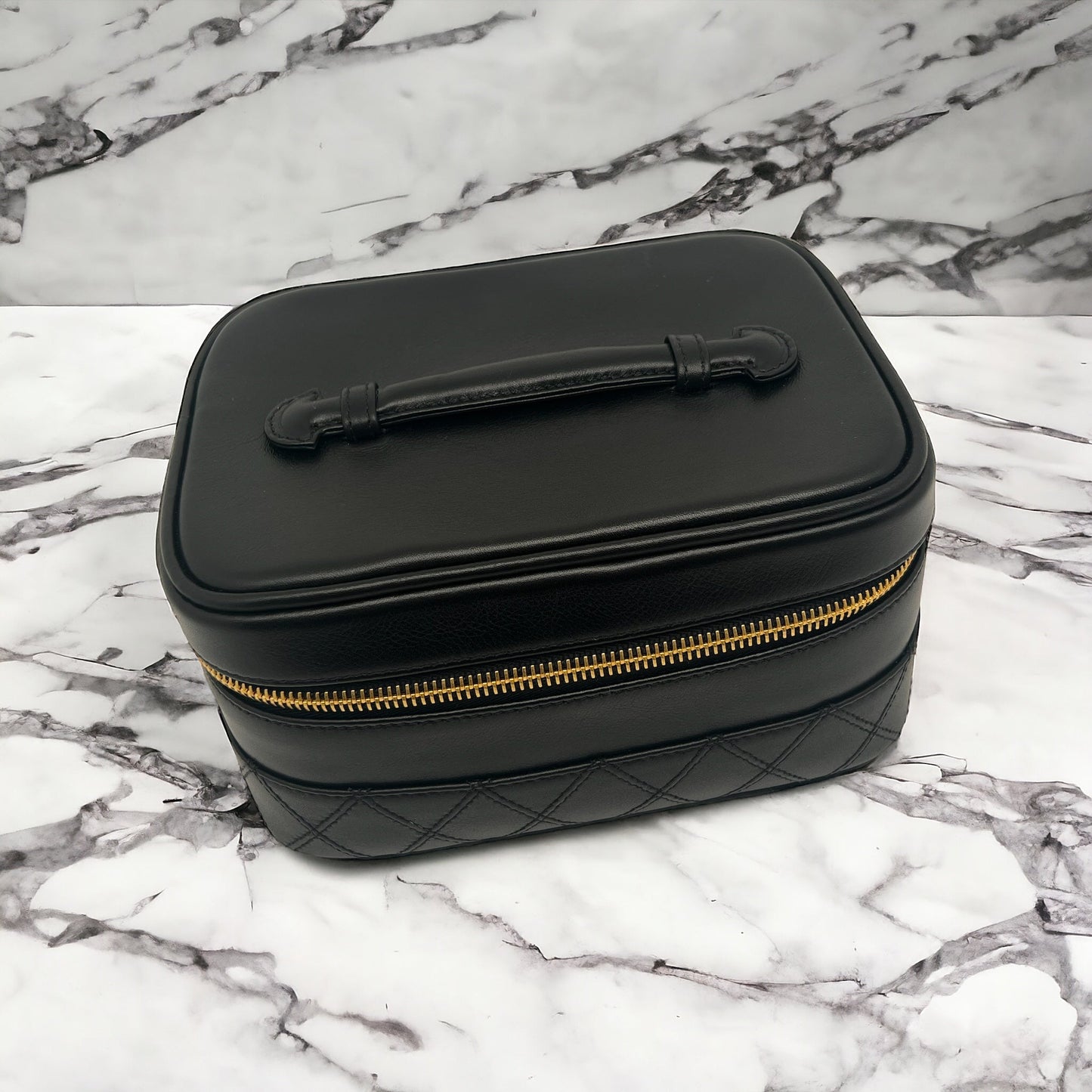 Chanel - Vanity Noir