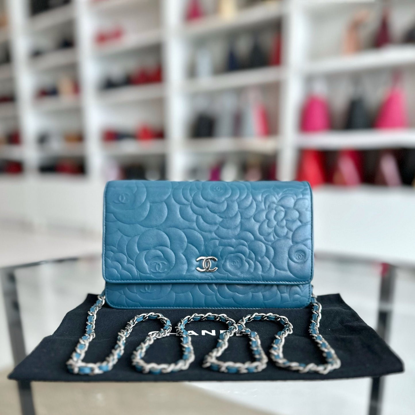 WOC Camellia Wallet On Chain Lambskin Blue SHW No 17