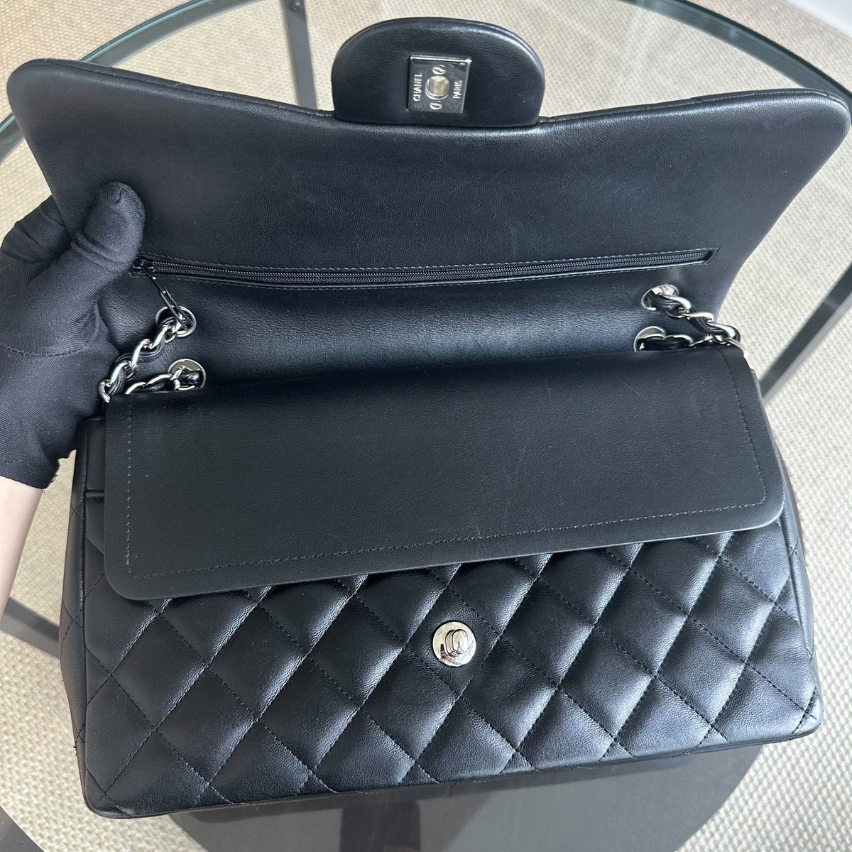 Jumbo Classic Flap Double Flap Quilted Lambskin Black SHW No 18