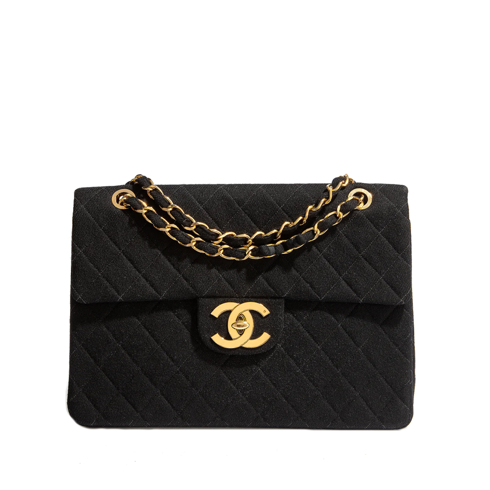 CHANEL Maxi Flap Bag