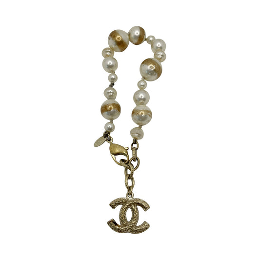 Chanel CC Logo Pearl Bracelet