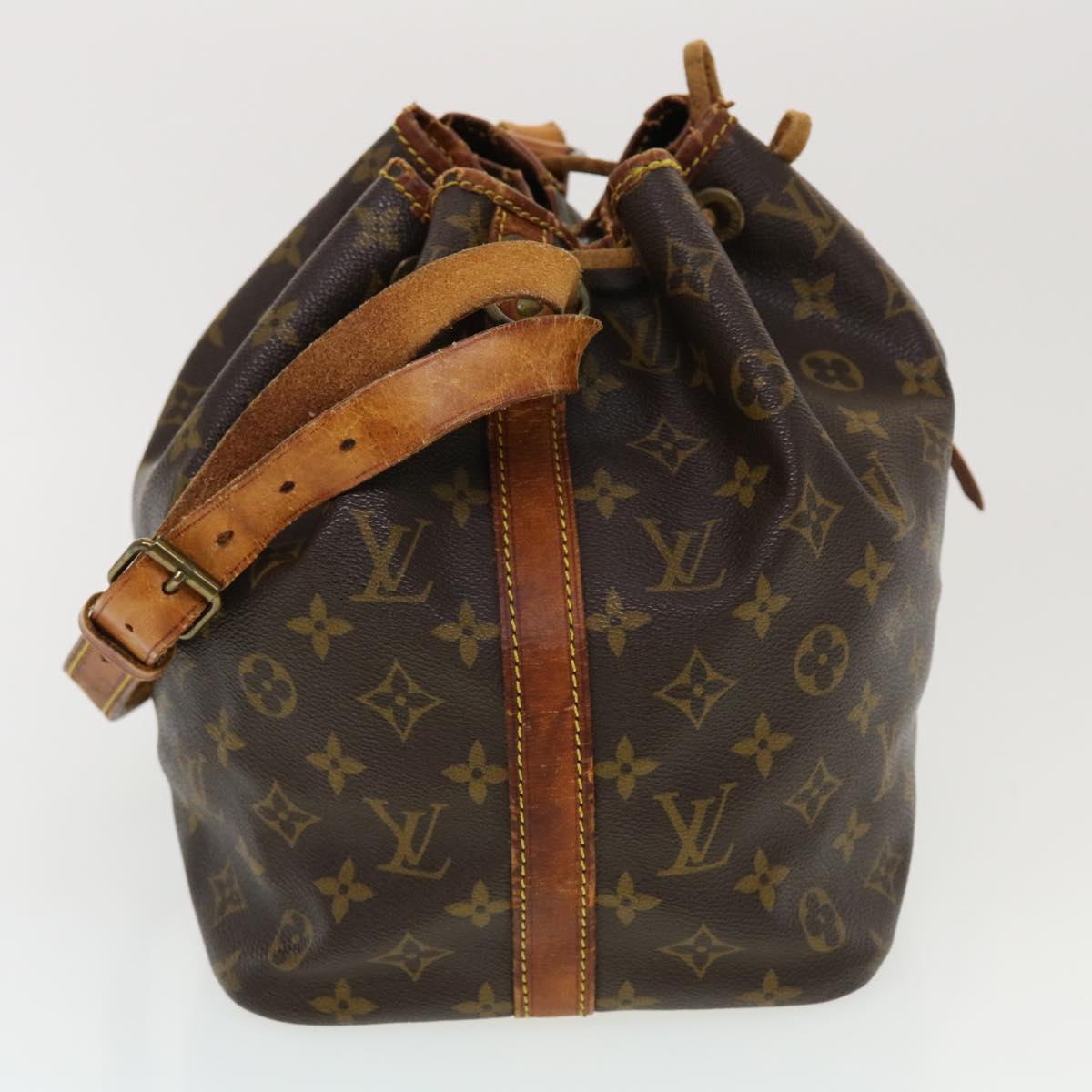LOUIS VUITTON Monogram Petit Noe Shoulder Bag M42226 LV  cl545