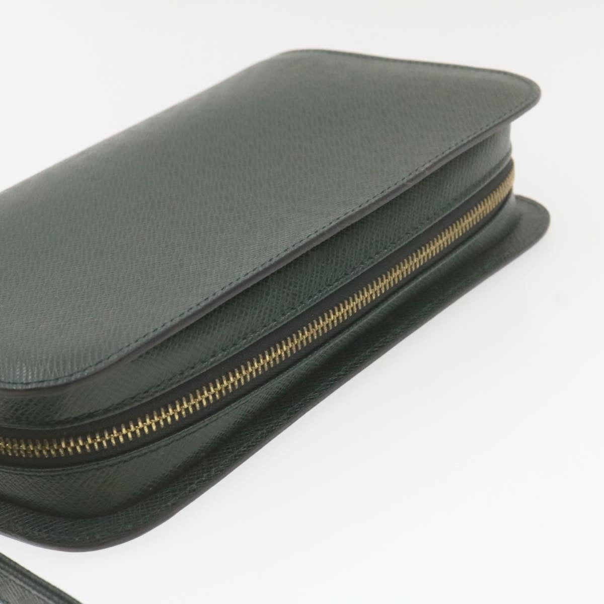 LOUIS VUITTON Taiga Baikal Clutch Bag Epicea M30184 LV Auth cr744
