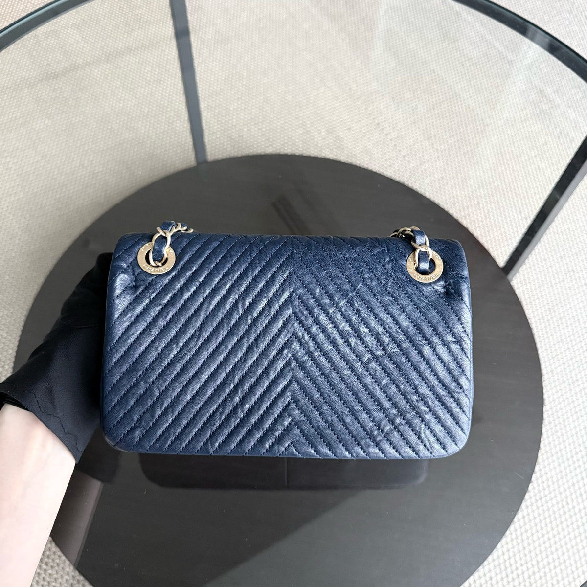 Chanel Seasonal Flap Small - 23CM Surpique CC Herringbone Medallion Flap Chevron Dark Navy Blue Gold Hardware Series 21