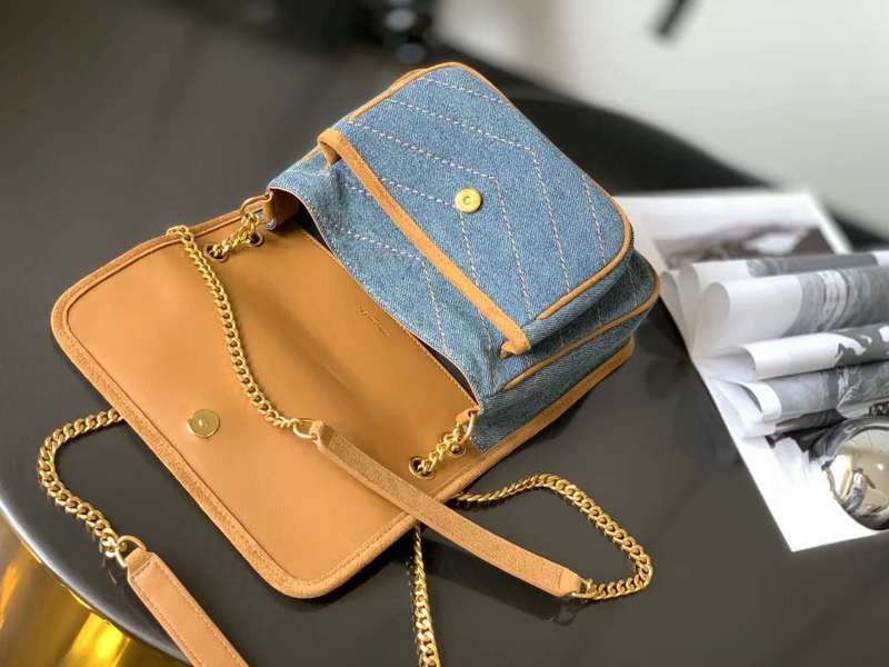 Yves Saint Laurent - Bags - The Wells Bags  400