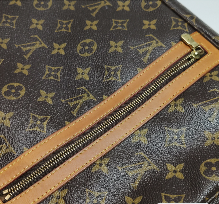 Preloved Louis Vuitton (LV) Sac Bosphore Monogram Bag 34.5cm 250326781121303
