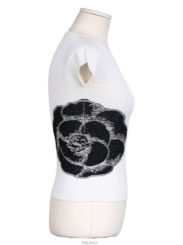 women short sleeve t shirt Chanel
