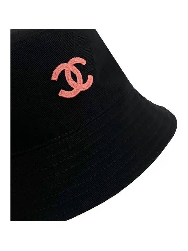 CC Logo Reversible Bucket Hat Black Chanel