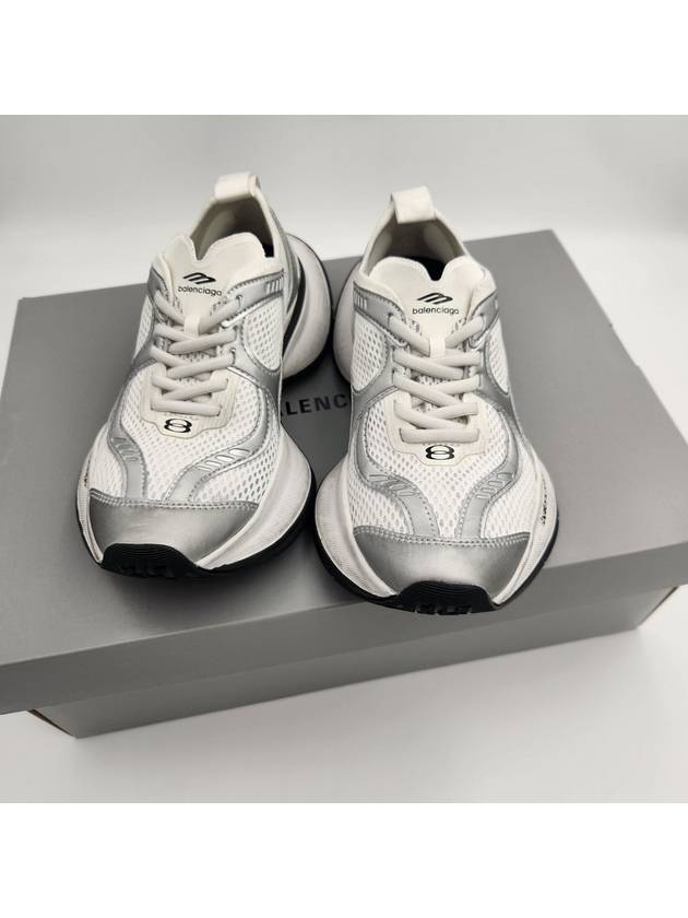 Luxury Balenciaga  circuit sneakers black