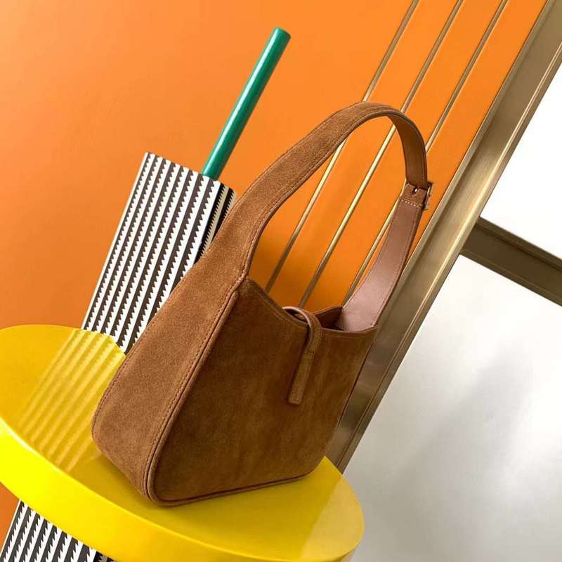 Yves Saint Laurent - Bags - The Wells Bags  484