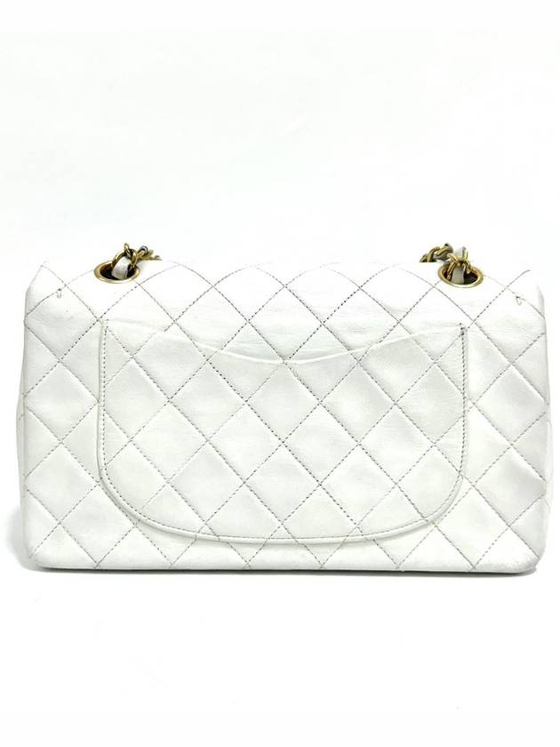 Lambskin classic medium shoulder bag Chanel