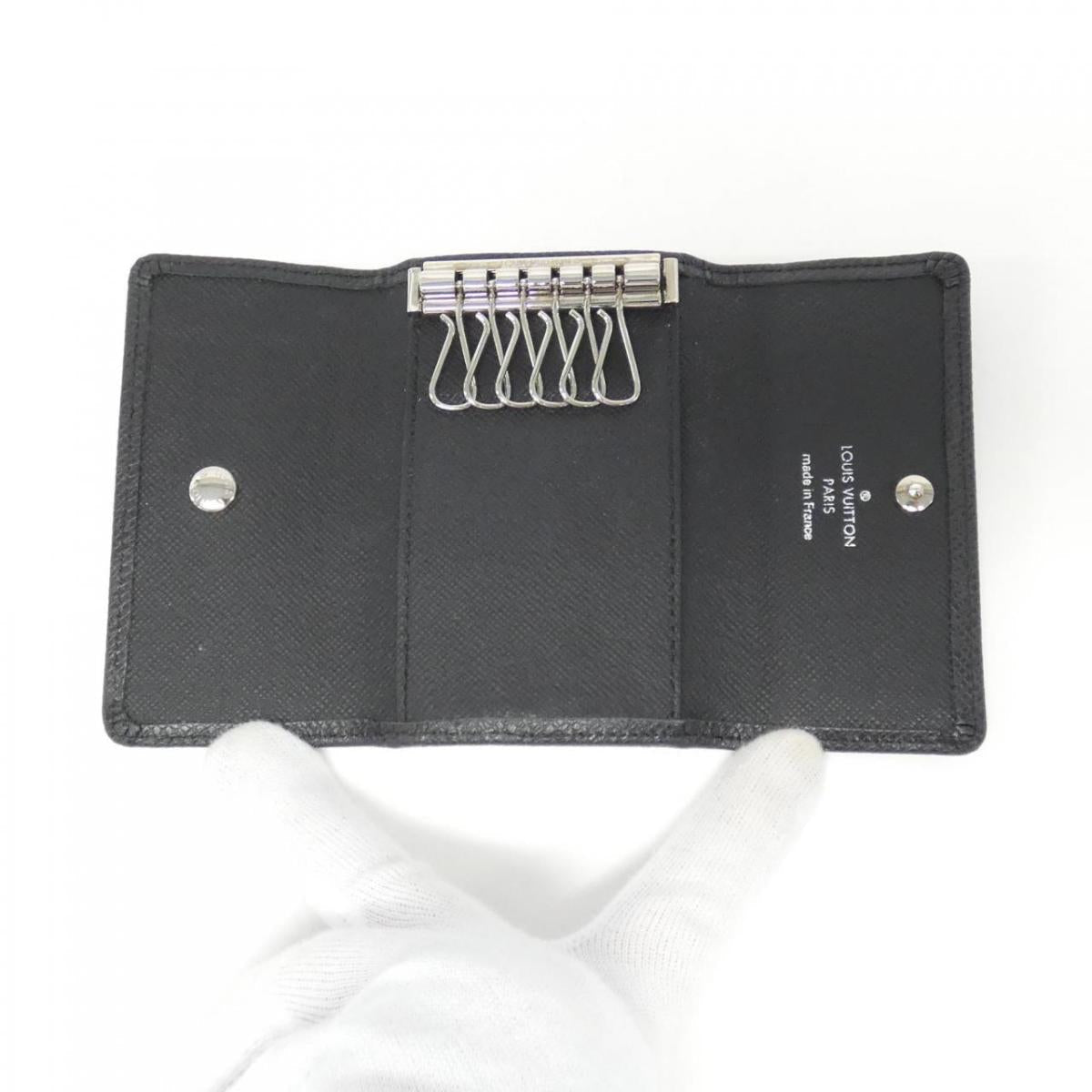 Louis Vuitton Taiga Multicle M30500 Key Case