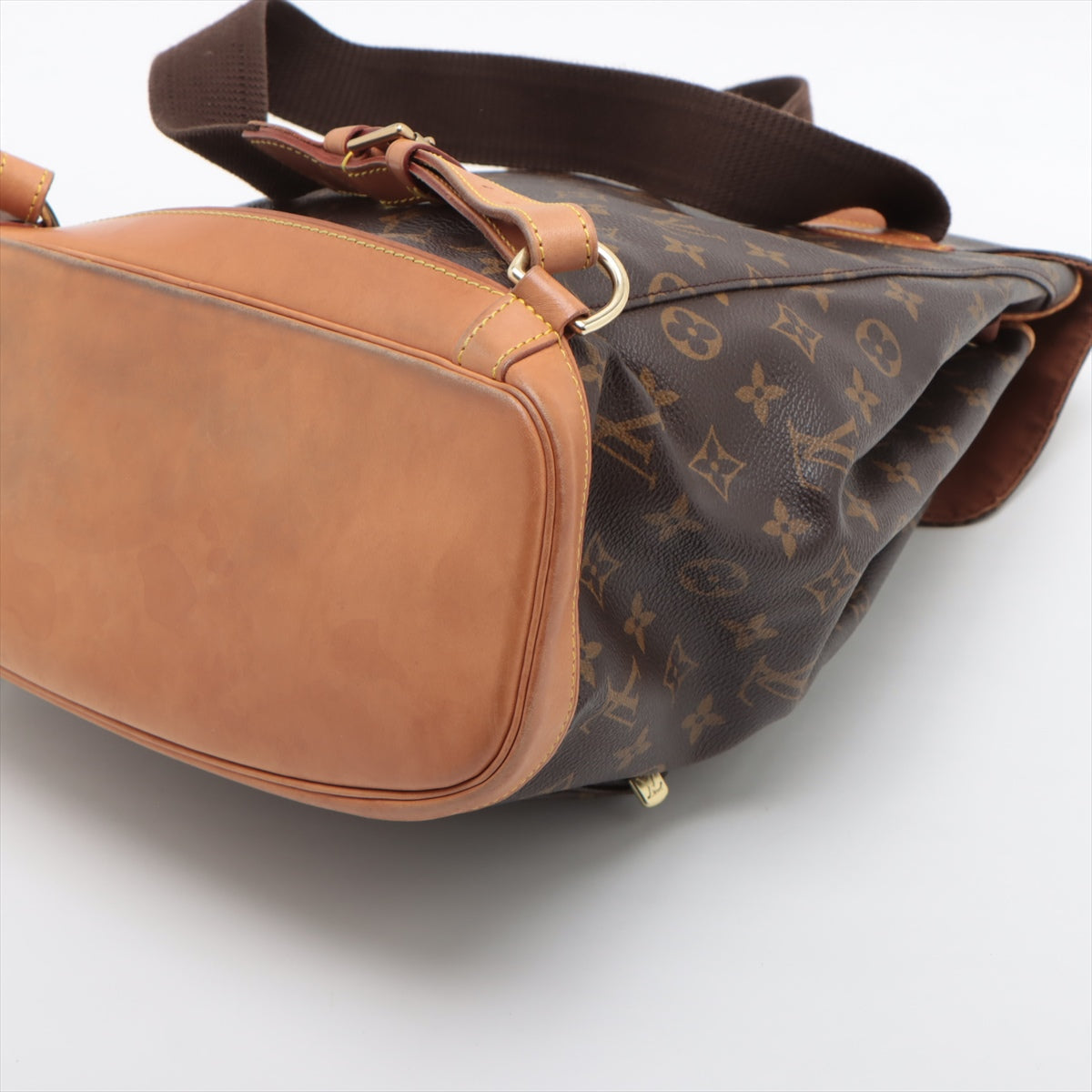 LOUIS VUITTON Montsouris GM Backpack in Monogram M51135