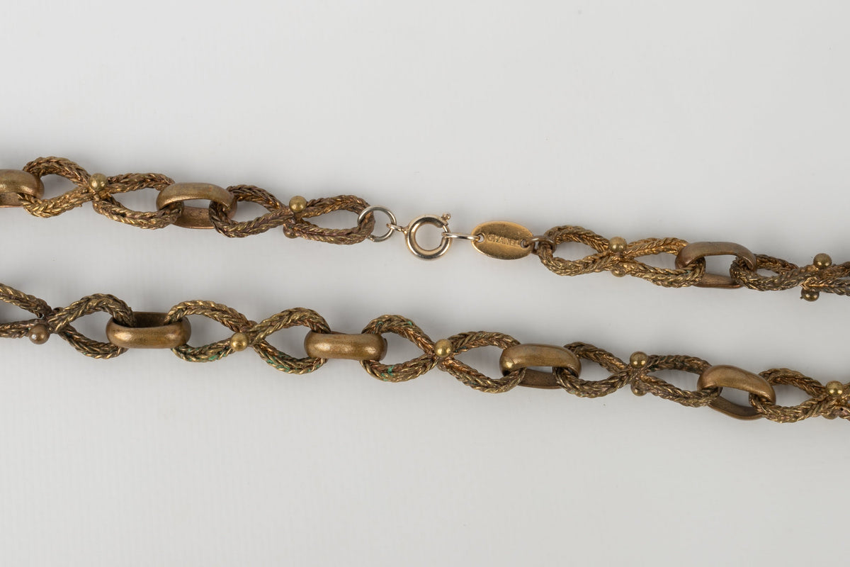Collier doré Chanel 1950-60