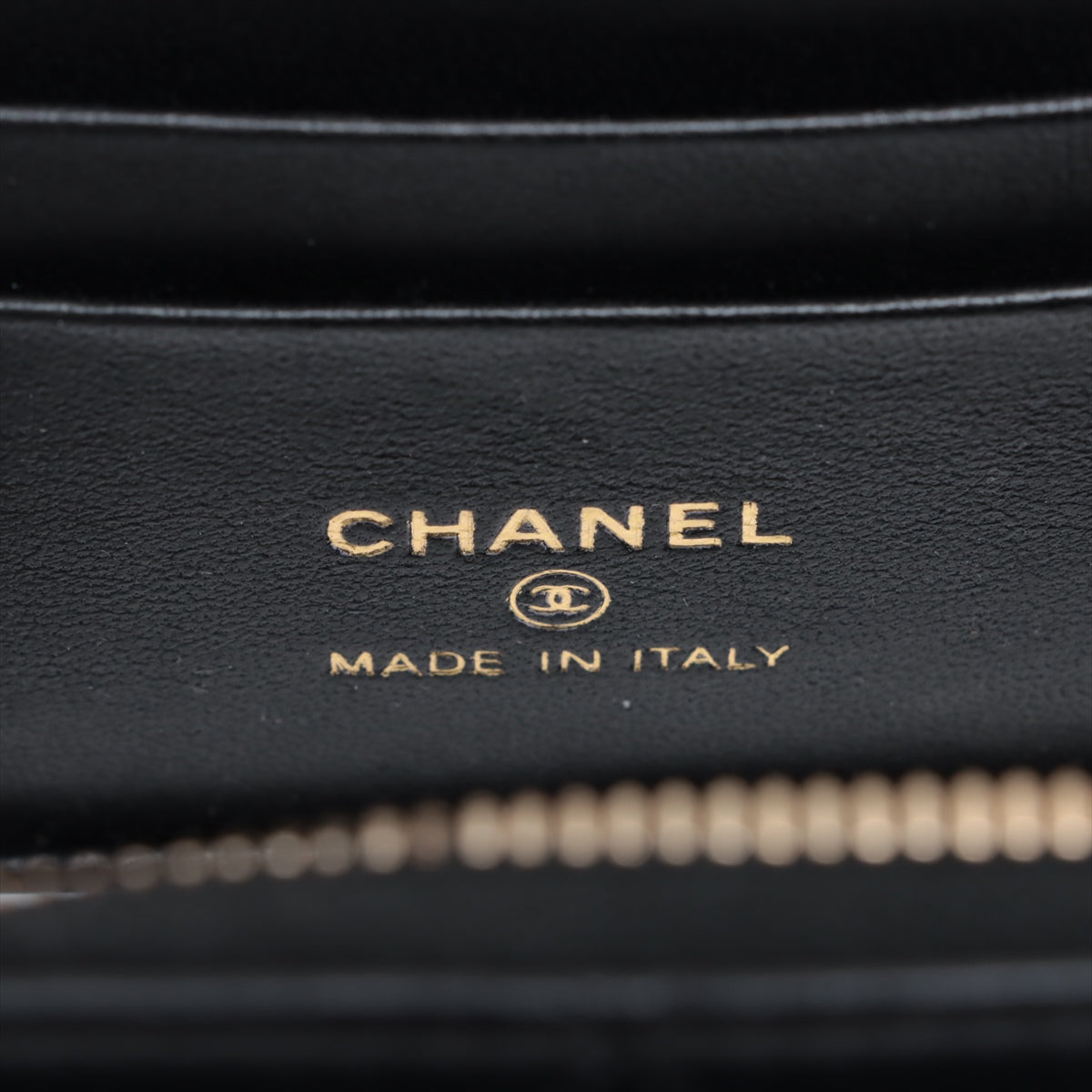 Chanel Mattress kin Chain Shoulder Bag Vanity Black Gold