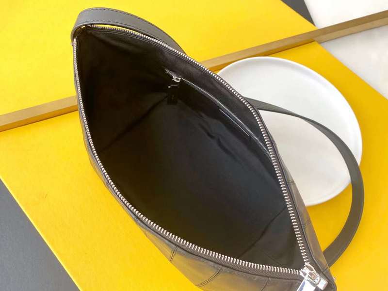 Yves Saint Laurent - Bags - The Wells Bags  174