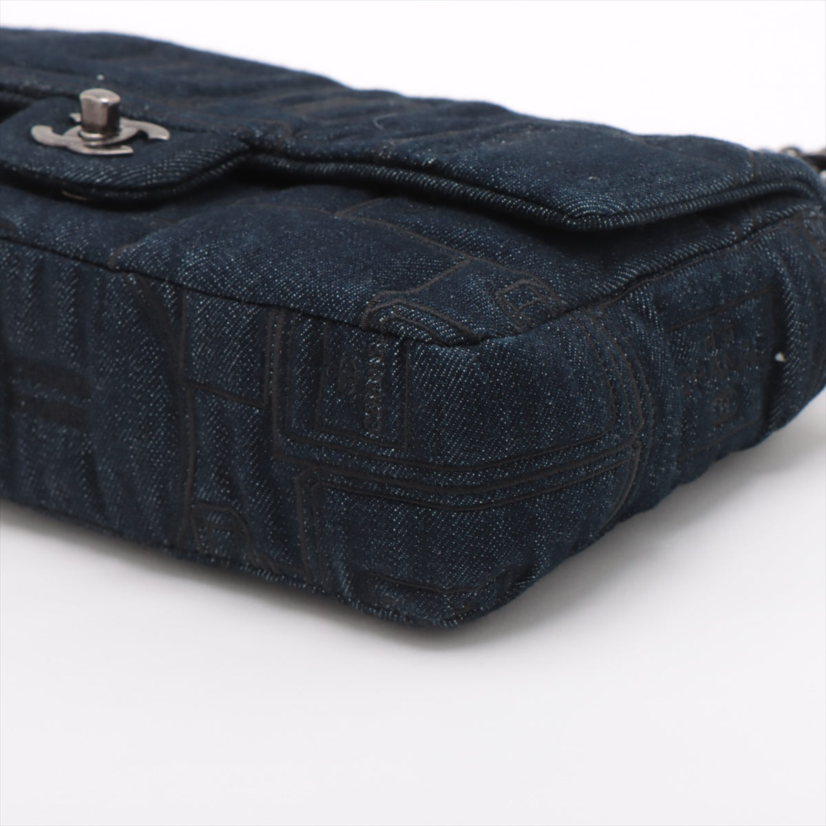 Chanel Coca-Cola Denim Single Flap Double Chain Bag Blue Gummetal Gold