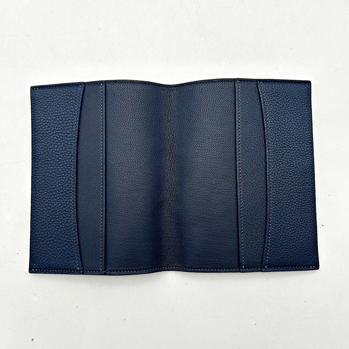 LOUIS VUITTON Tryon leather Passport Holder Blue lv6616gg