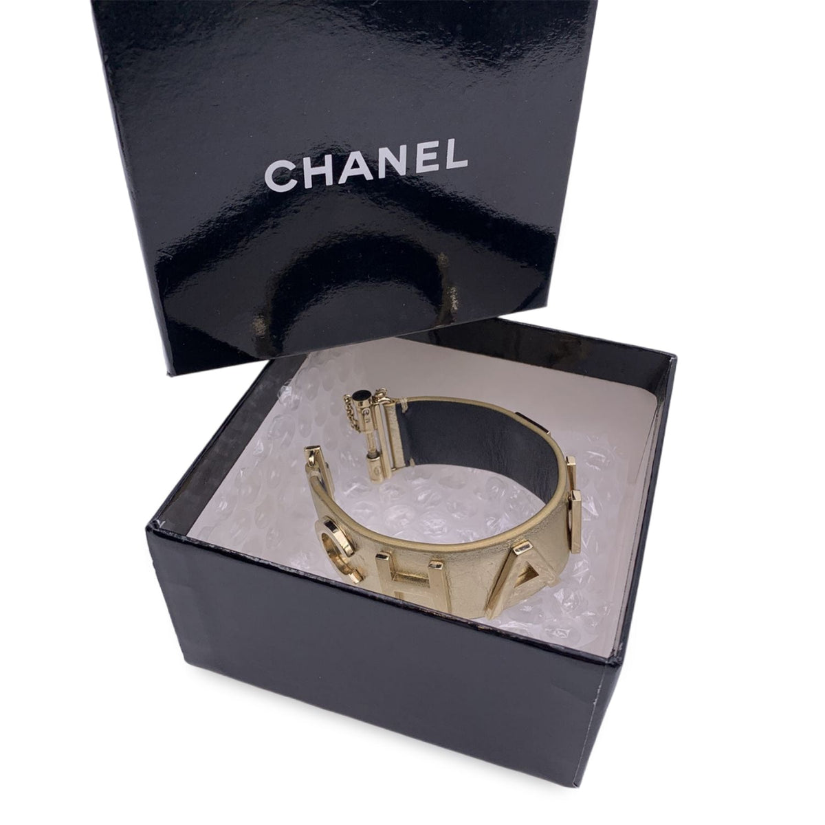 Top Quality Chanel Gold Metal Leather Logo Lettering Cuff Bracelet Size M