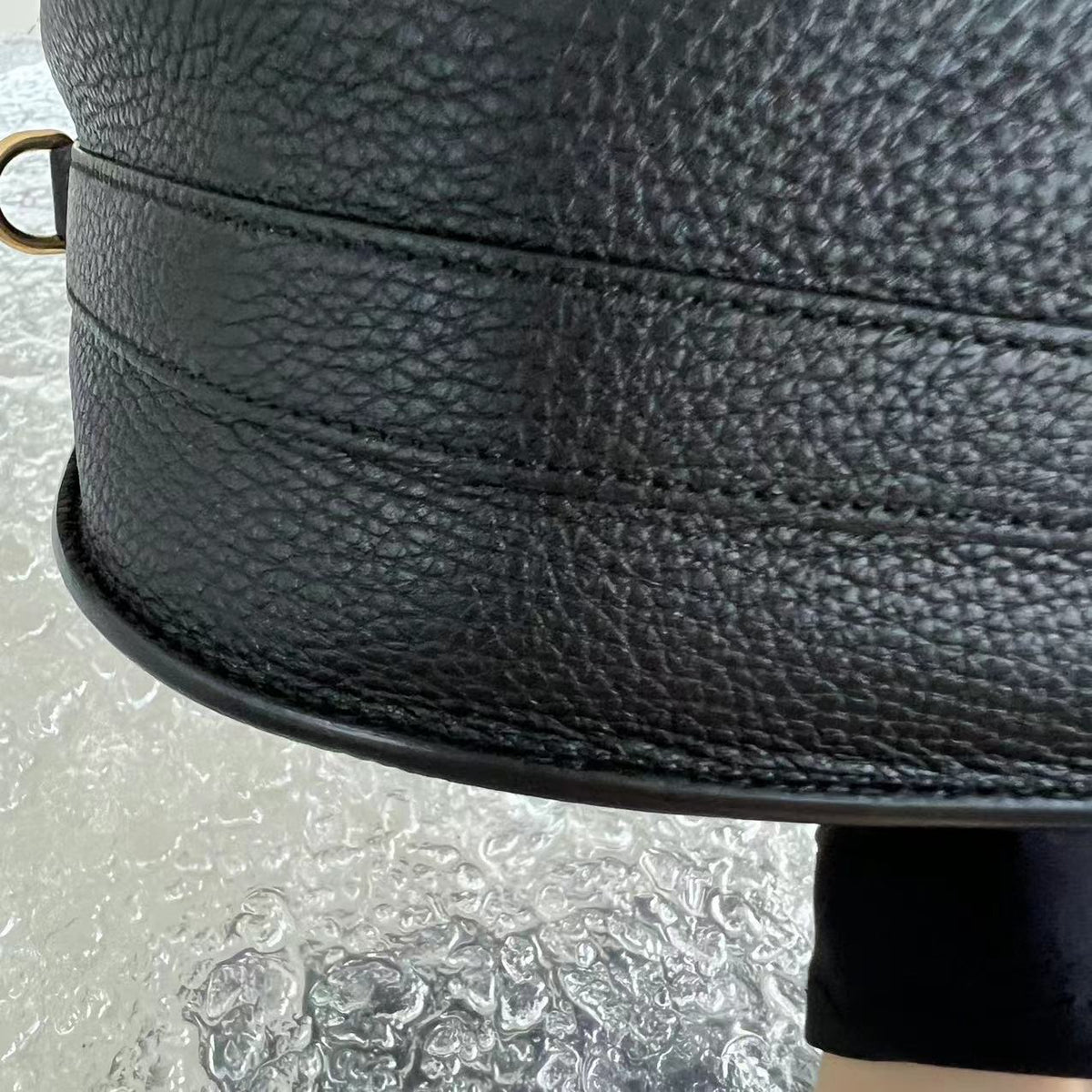 Bobby Large Grained Calfskin Black Golden Hardware With Strap