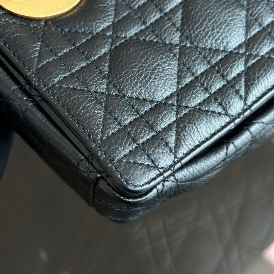Caro Medium Cannage Calfskin Black GHW