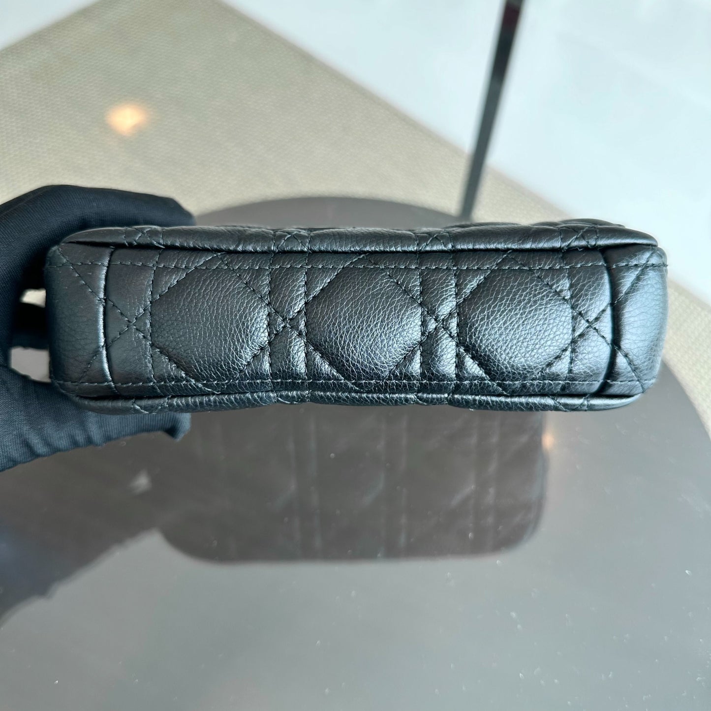 Caro Pouch WOC Wallet On Chain Cannage Grained Calfskin Black GHW