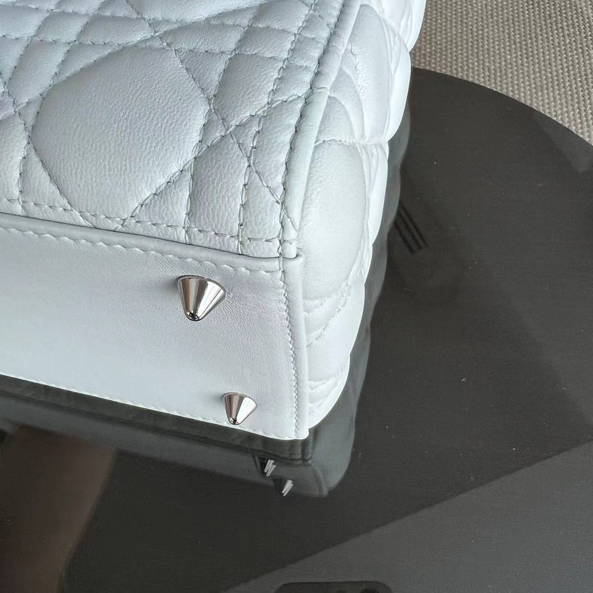 Lady Medium Cannage Lambskin White Silver Hardware