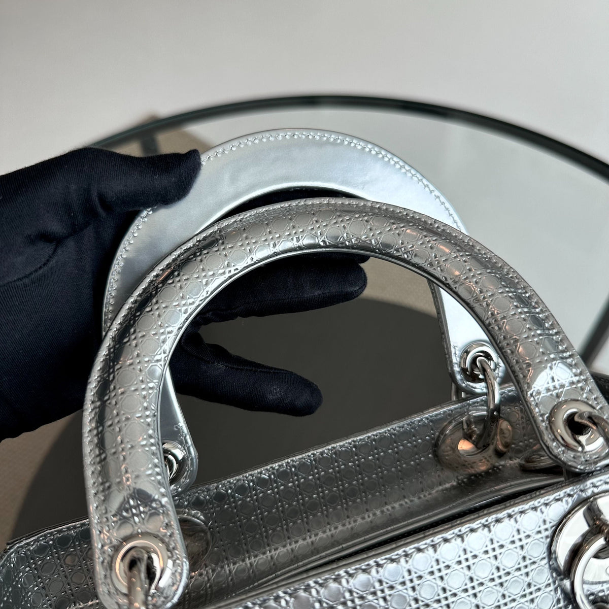 Lady Medium Micro-Cannage Metallic Calfskin Limited Edition Silver SHW